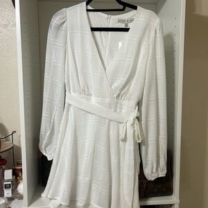 Allison & Kelly White Dress